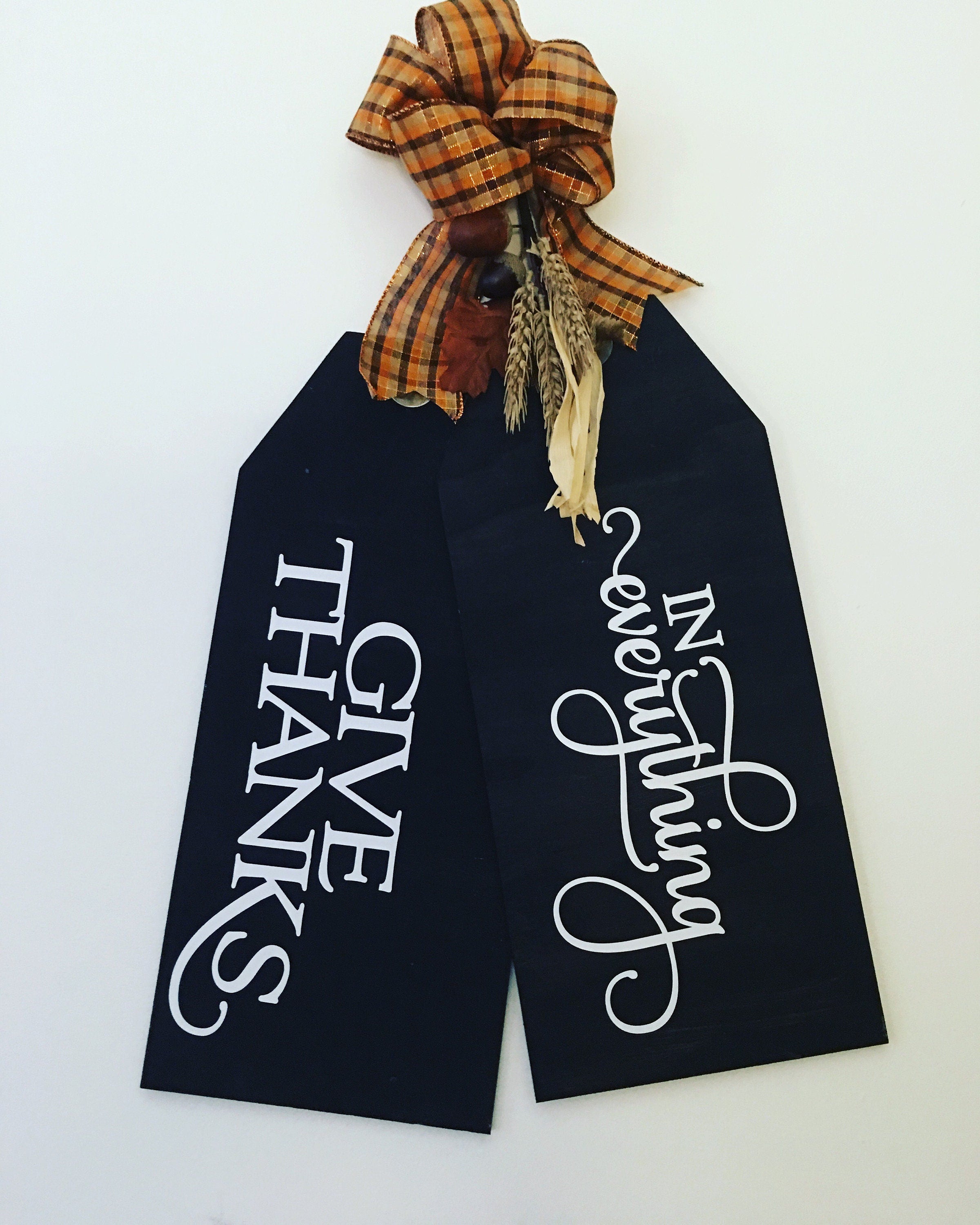 In Everything Give Thanks Fall Thanksgiving Wooden Door Tags / Sign