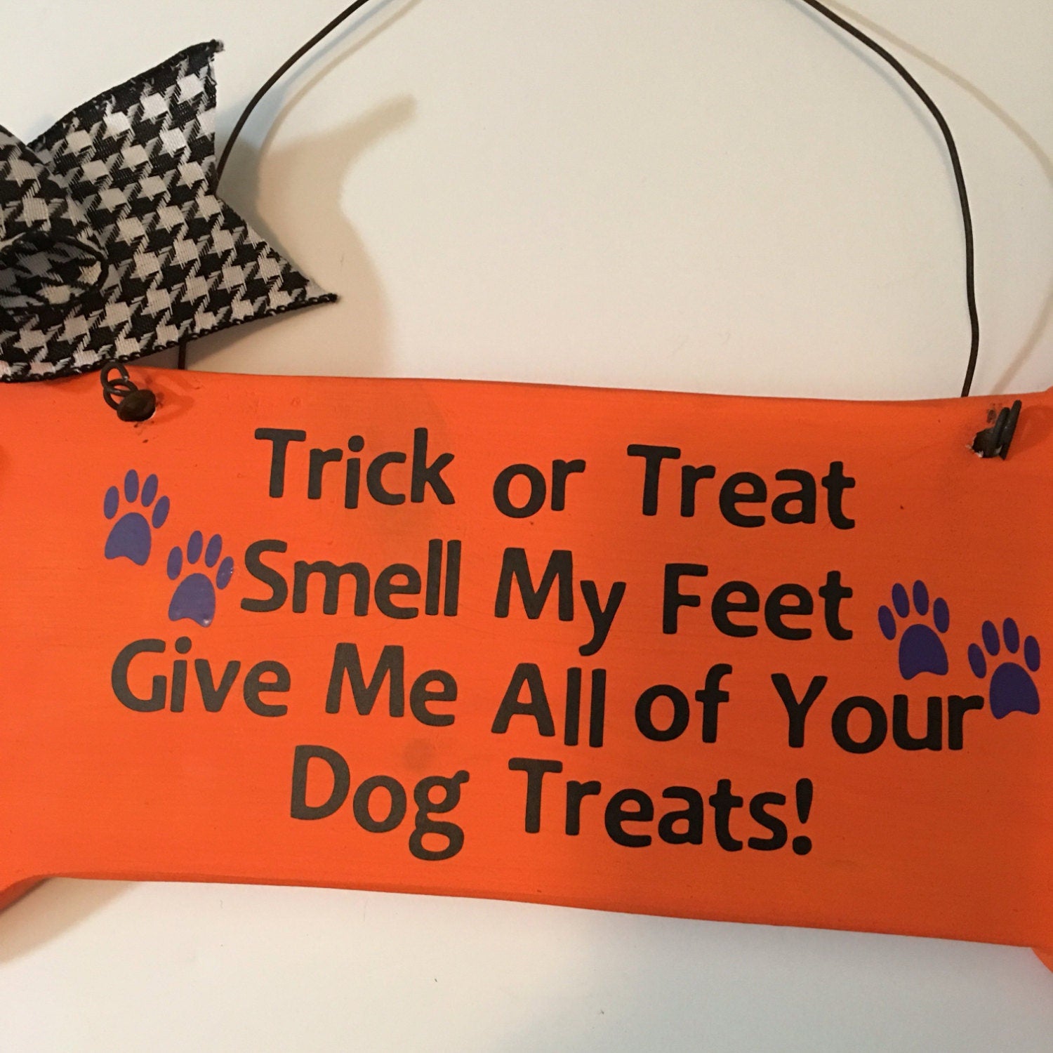 Orange Bone Shaped Halloween Truck or Treat Smell My Feet Decorative Wall Sign /Door Sign