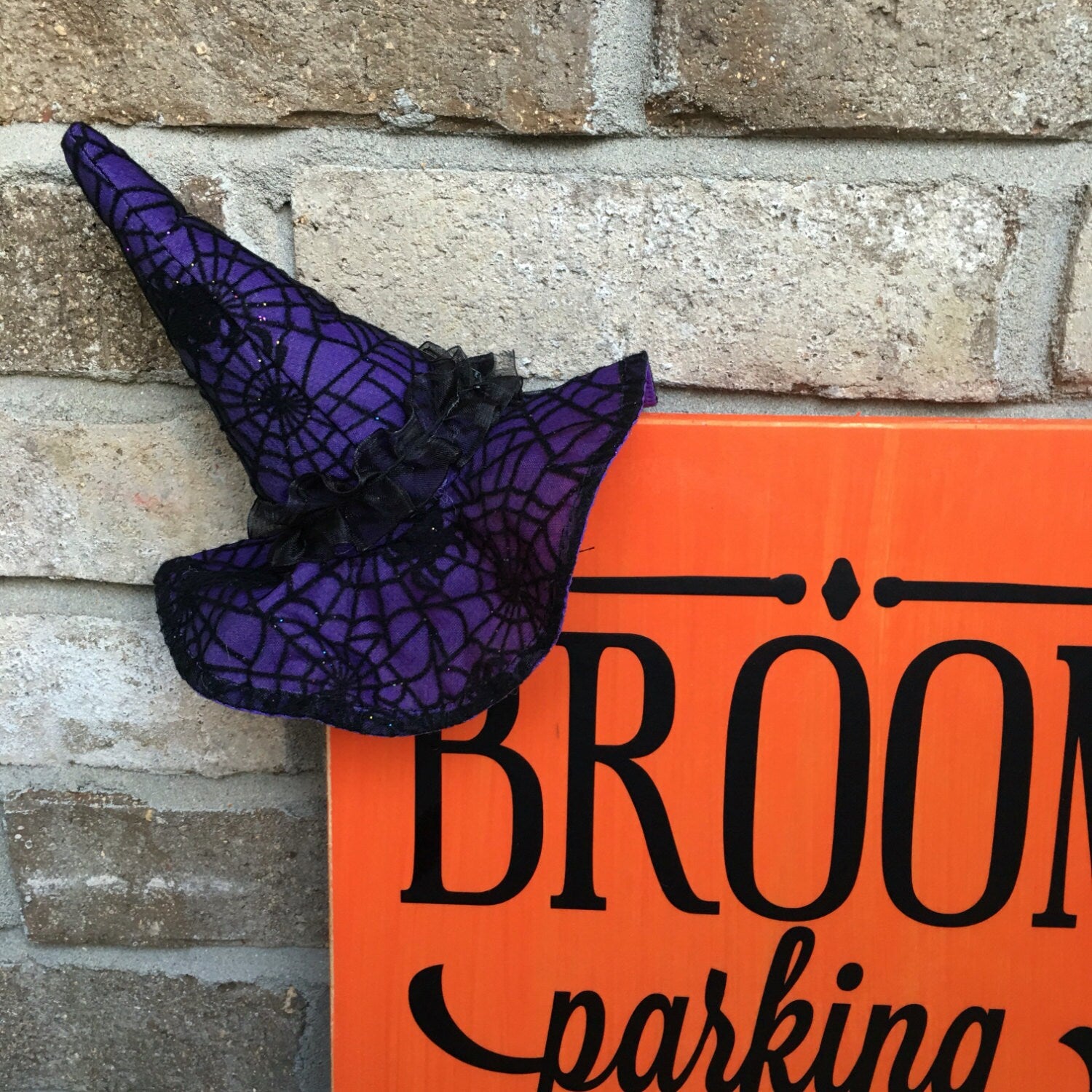 Rustic 11" x 14" Wooden Witch's Broom Parking Halloween Sign
