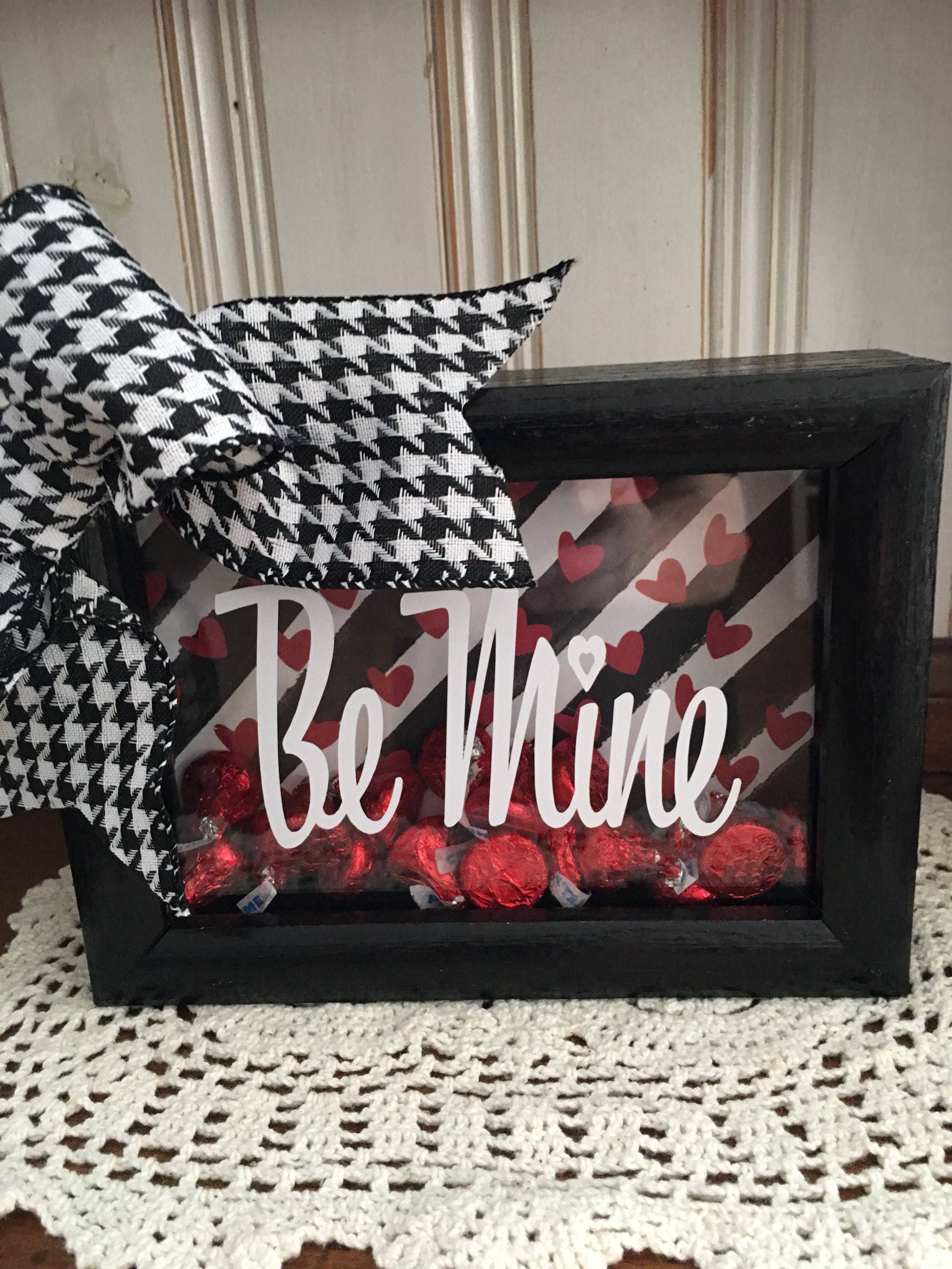 Valentines Day "Be Mine" 5 x 7 Wooden Shadow Box With Kisses