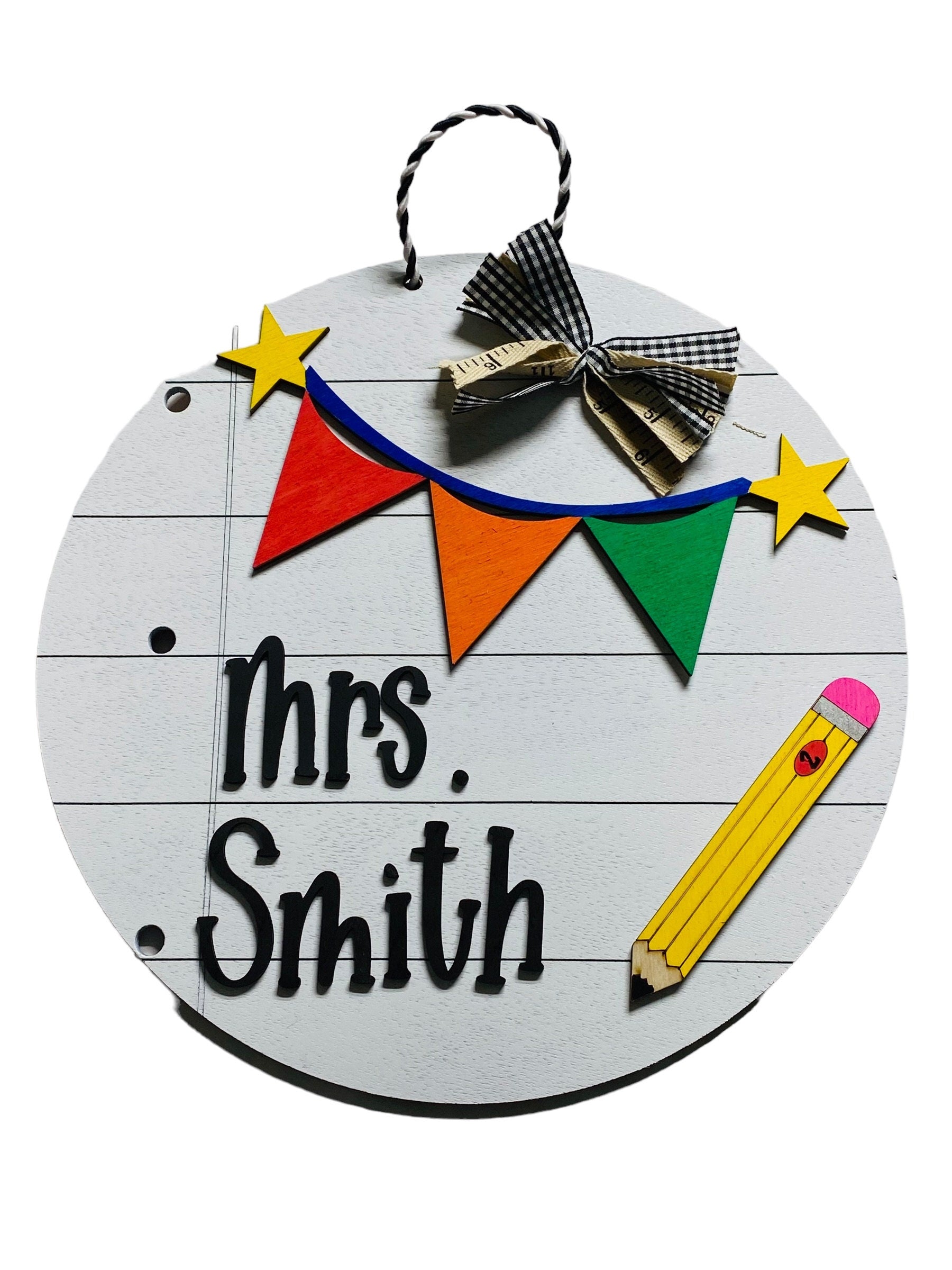 Teacher’s Room - Personalized - Pencil - Wooden Layered - Door Sign / Wreath