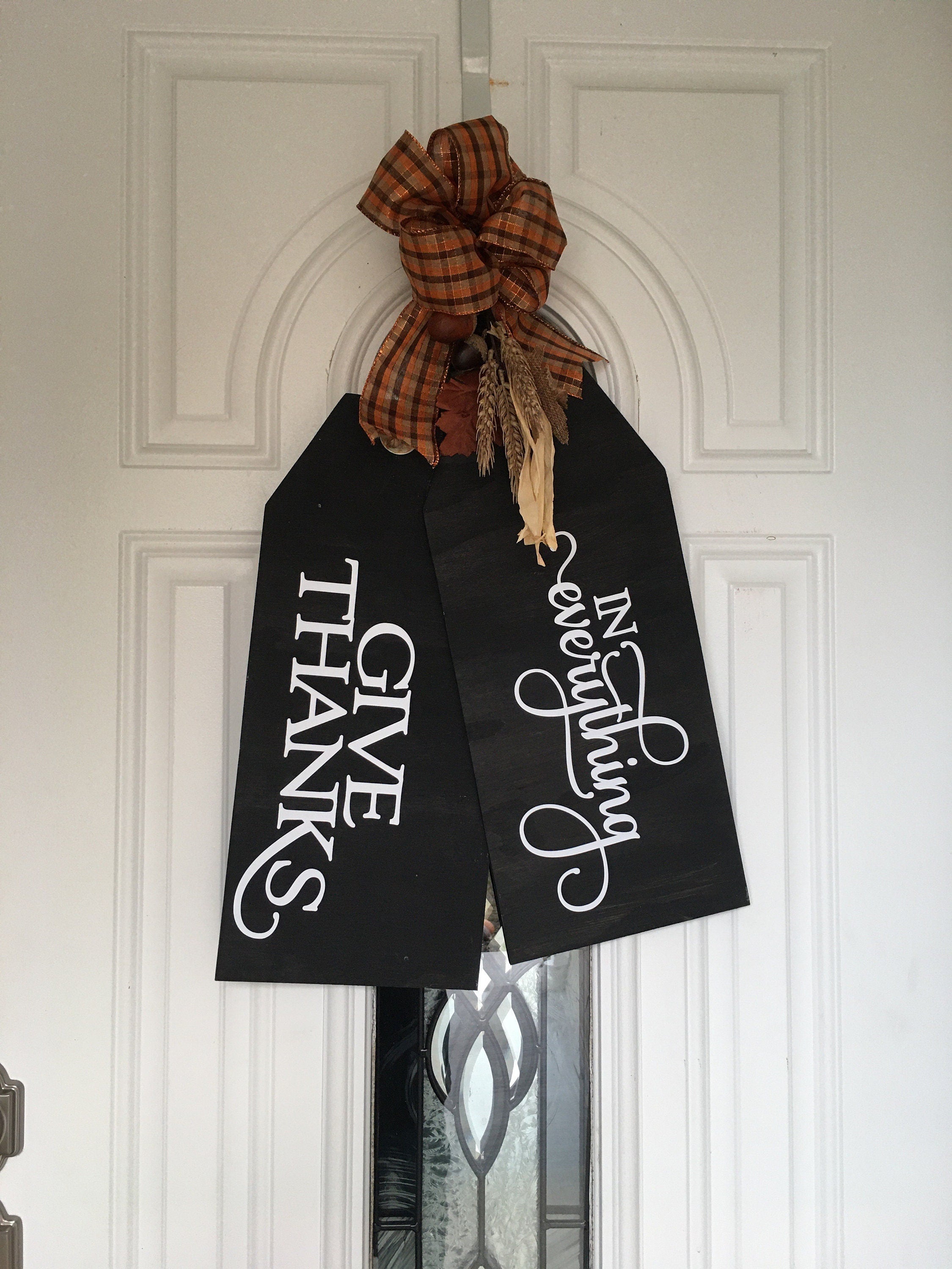 In Everything Give Thanks Fall Thanksgiving Wooden Door Tags / Sign