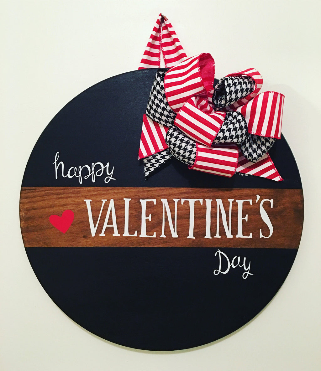 18" Round | Split Brown / Black | Happy Valentine's Day | Door Sign / Wreath